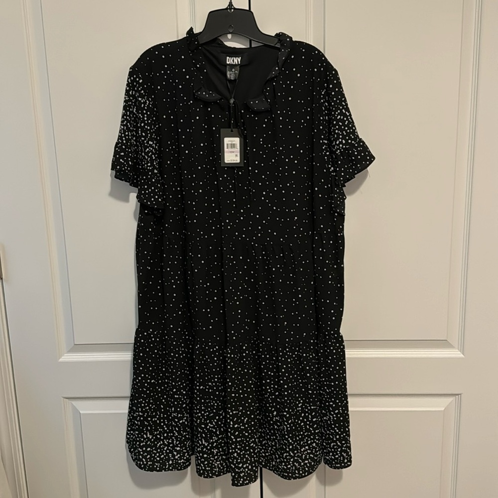 🎈NWT🎈DKNY Black Ruffled Lined Dress